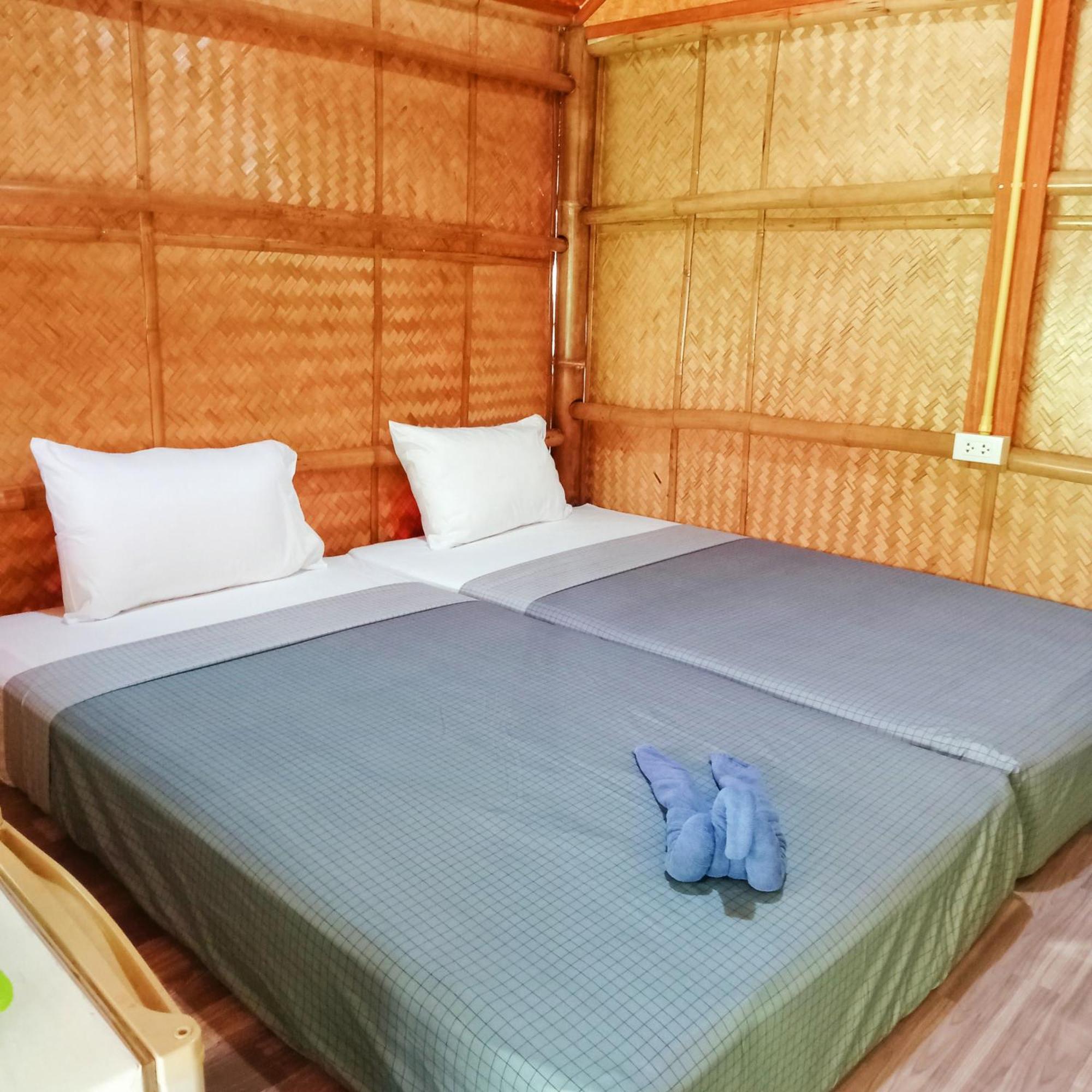 New Andaman Bay Bungalow Hotell Ko Lanta Rom bilde